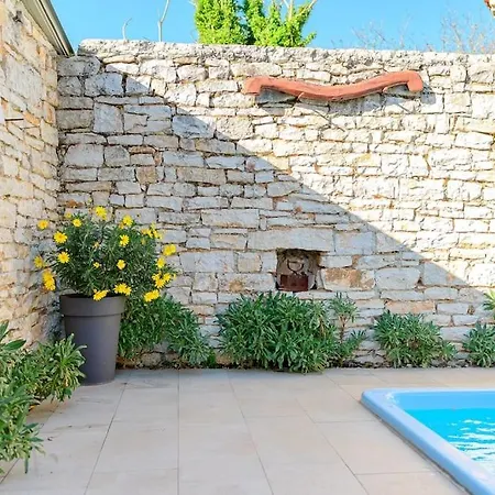 House Maria By Istrialux *